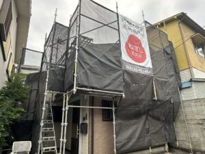 外壁塗装　足場