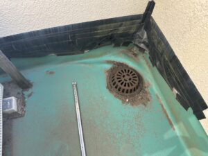 防水工事　雨漏り