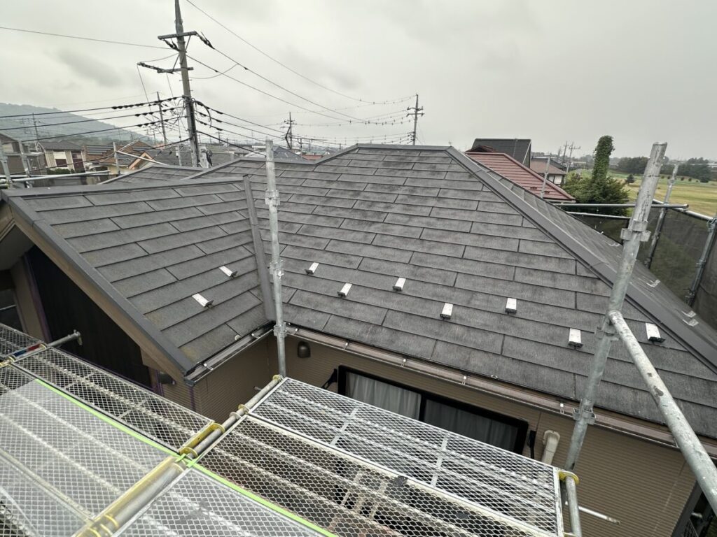 屋根工事　カバー工法