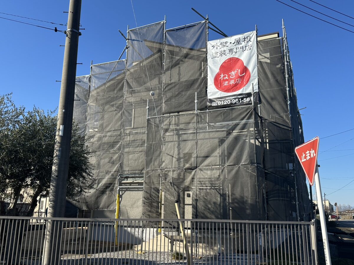 塗装工事　足場