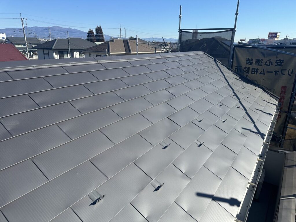 屋根　カバー工法