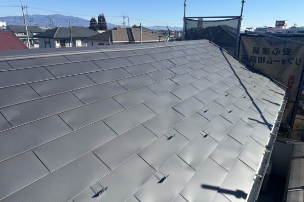 屋根　カバー工法