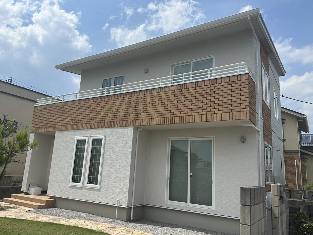 外壁塗装　カラーシュミレーション