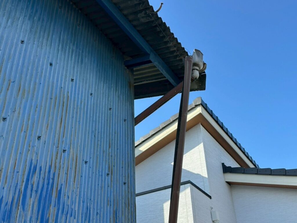 雹被害　雨樋