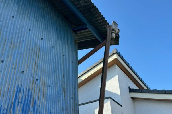 雹被害　雨樋
