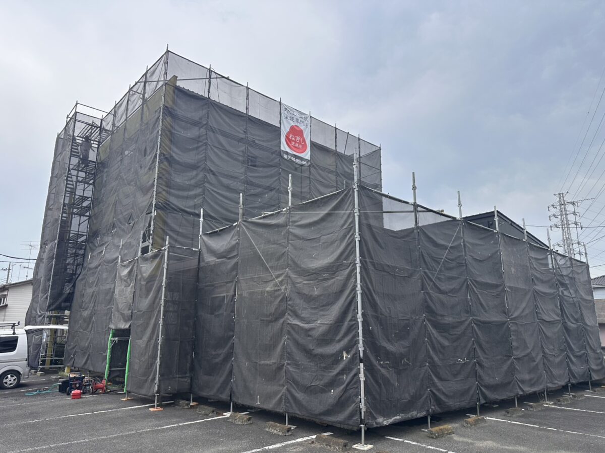 外壁屋根塗装 足場