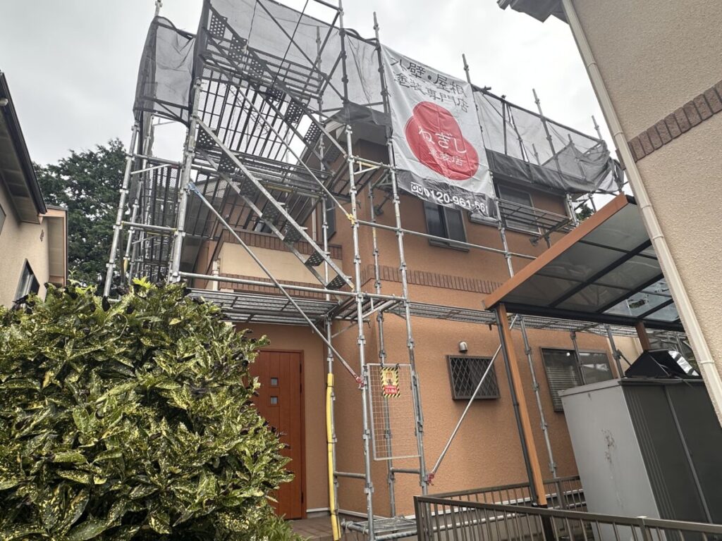 足場　屋根工事
